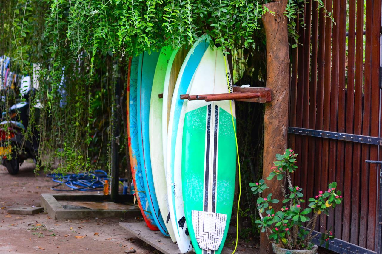 Отель Surfing Life Ахангама Экстерьер фото